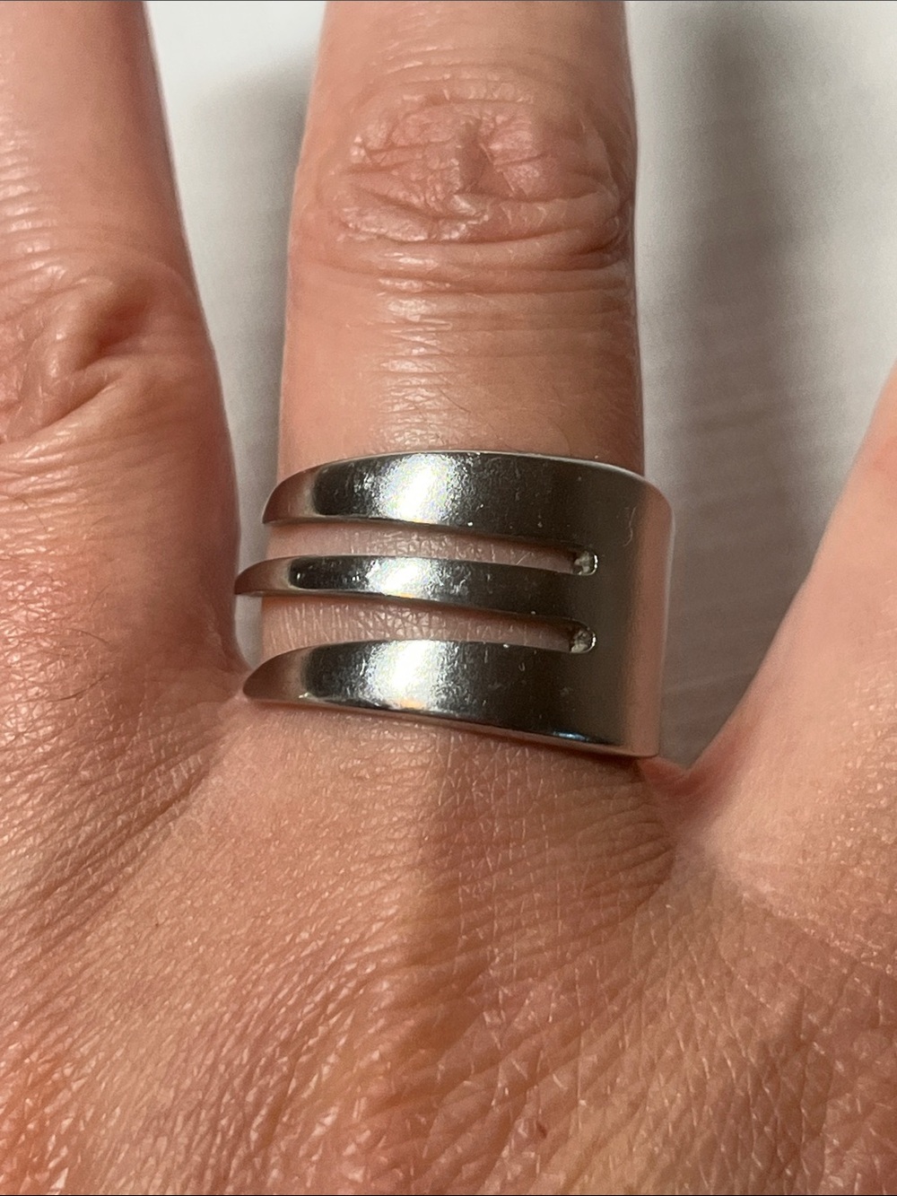 Modern Silver Fork Statement Ring
Size 7.5